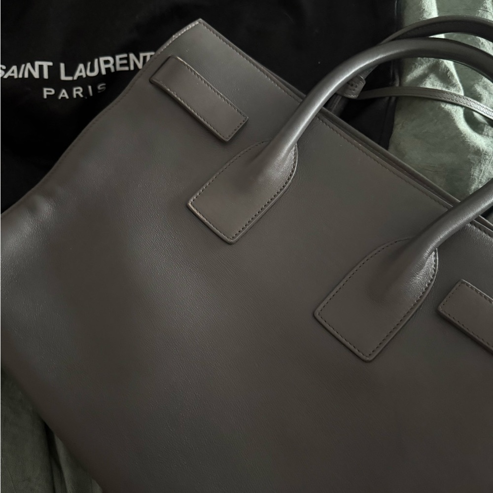 Saint Laurent Grey Small Sac de Jour - Picture 3 of 16